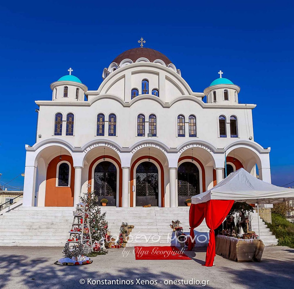 Εξωτερικός Χριστουγεννιάτικος Στολισμός Εκκλησίας από το "Για Σένα Μόνο"