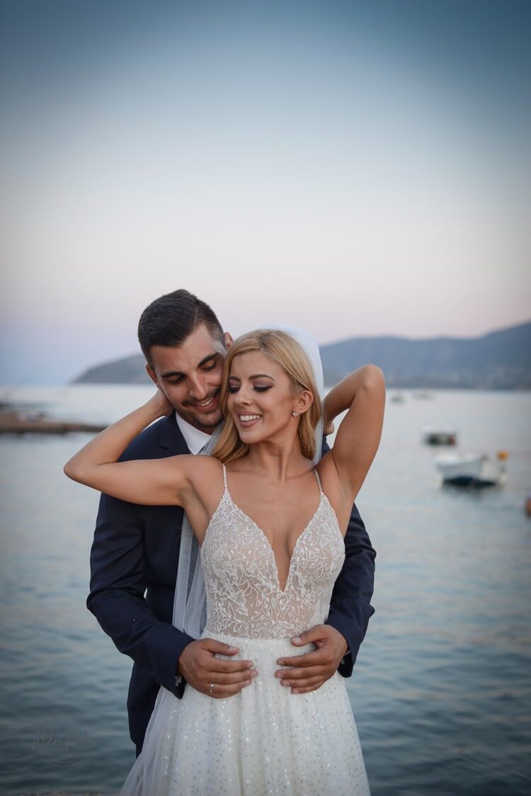 After wedding photoshooting στην ακροθαλασσιά | Nikos Tselios Photography