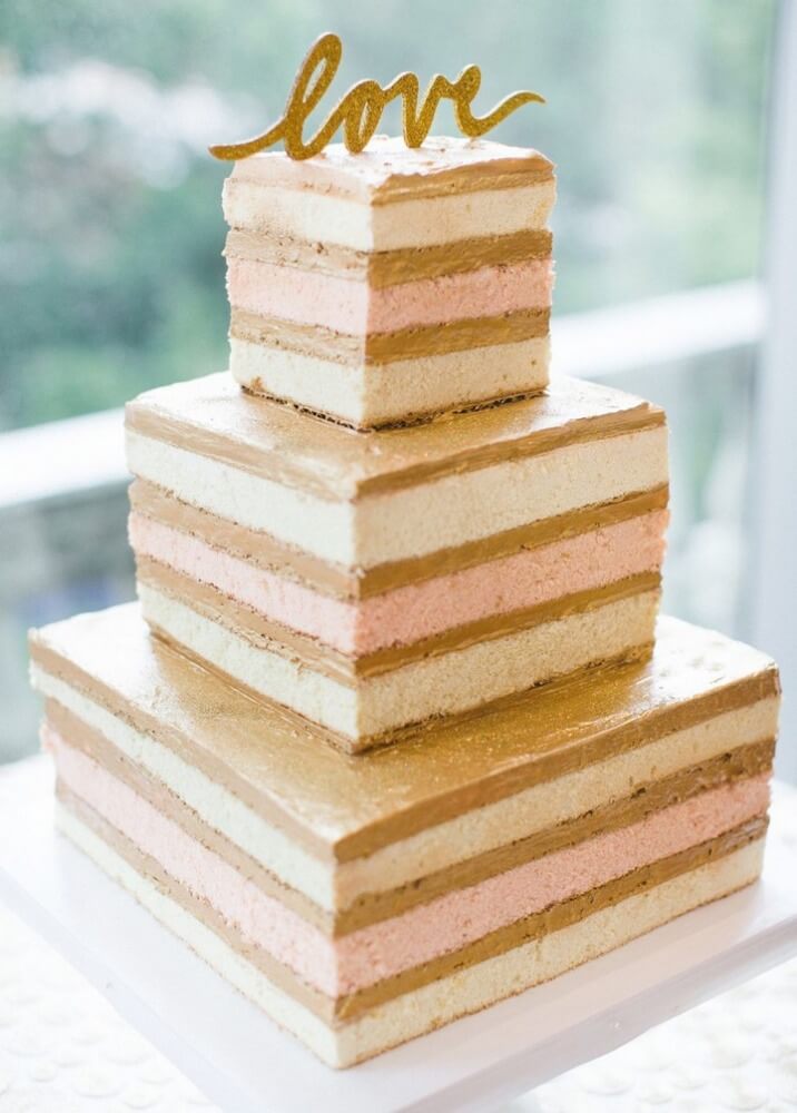 Naked Wedding Cake - Τούρτα Γάμου σε κρεμ αποχρώσεις